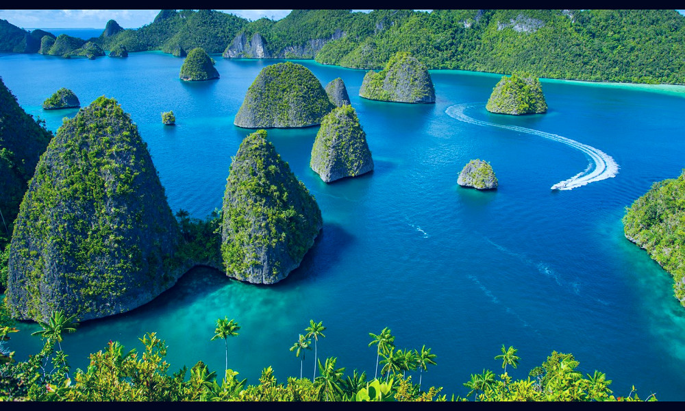 Indonesian island hopping: 11 of the best islands - World Travel Guide
