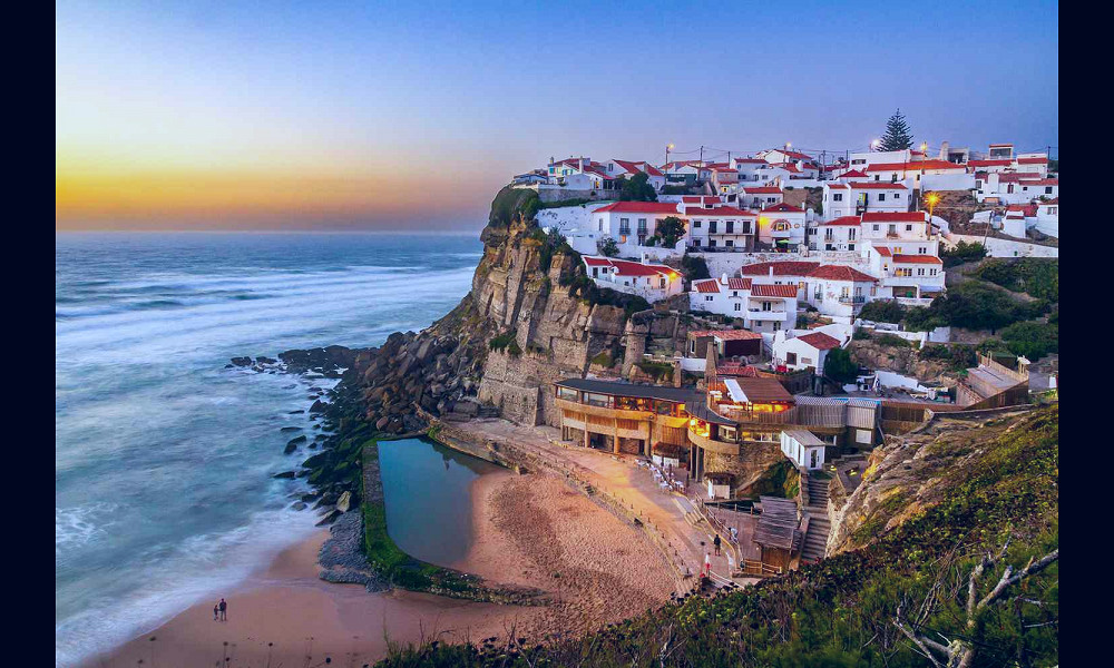 This Coastal Town in Portugal Is a Hidden Gem — With Scenic Beaches,  Beautiful Architecture, and Few Crowds