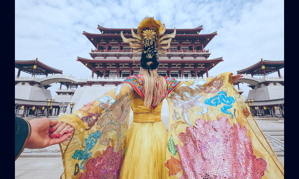 Ten Tips for Your First Trip to China • The Blonde Abroad