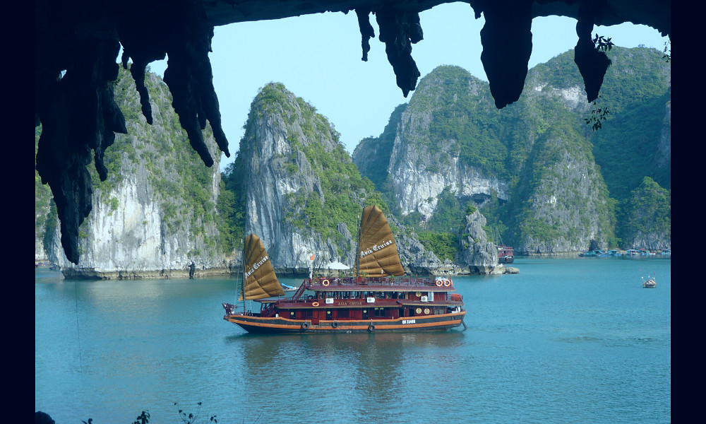 Tourism in Vietnam - Wikipedia