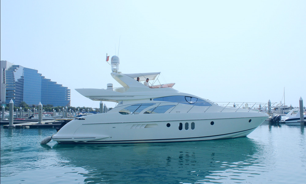 The Azimut 55' Motor Yacht Rental in Dubai, United Arab Emirates | GetMyBoat