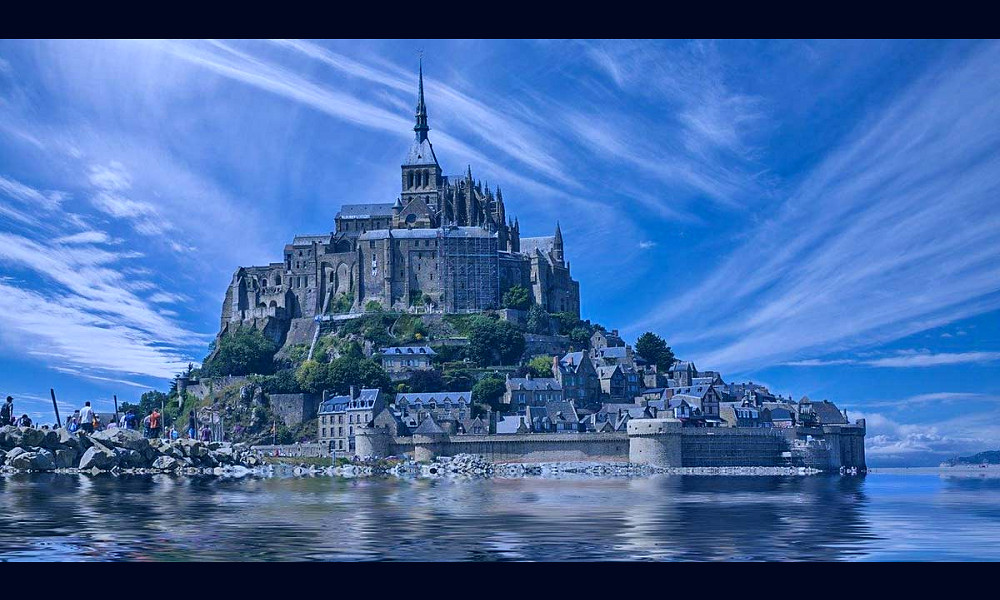 8 Top-Rated Tourist Attractions in France - guide2travel.ca
