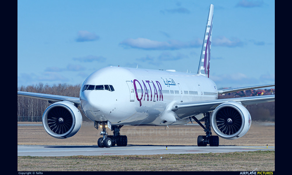 A7-BOD - Qatar Airways Boeing 777-300ER at Budapest Ferenc Liszt  International Airport | Photo ID 1448616 | Airplane-Pictures.net